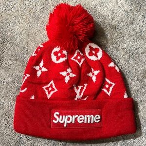 Supreme x Louis Vuitton knit beanie